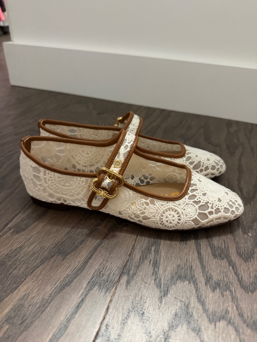Sam Edelman Flats - Picture 2 of 4